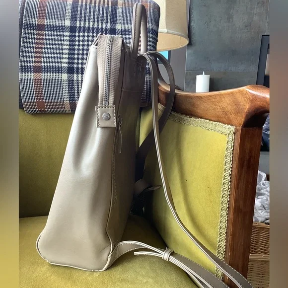 Matt & Nat Vignelli Backpack - Picture 5 of 8